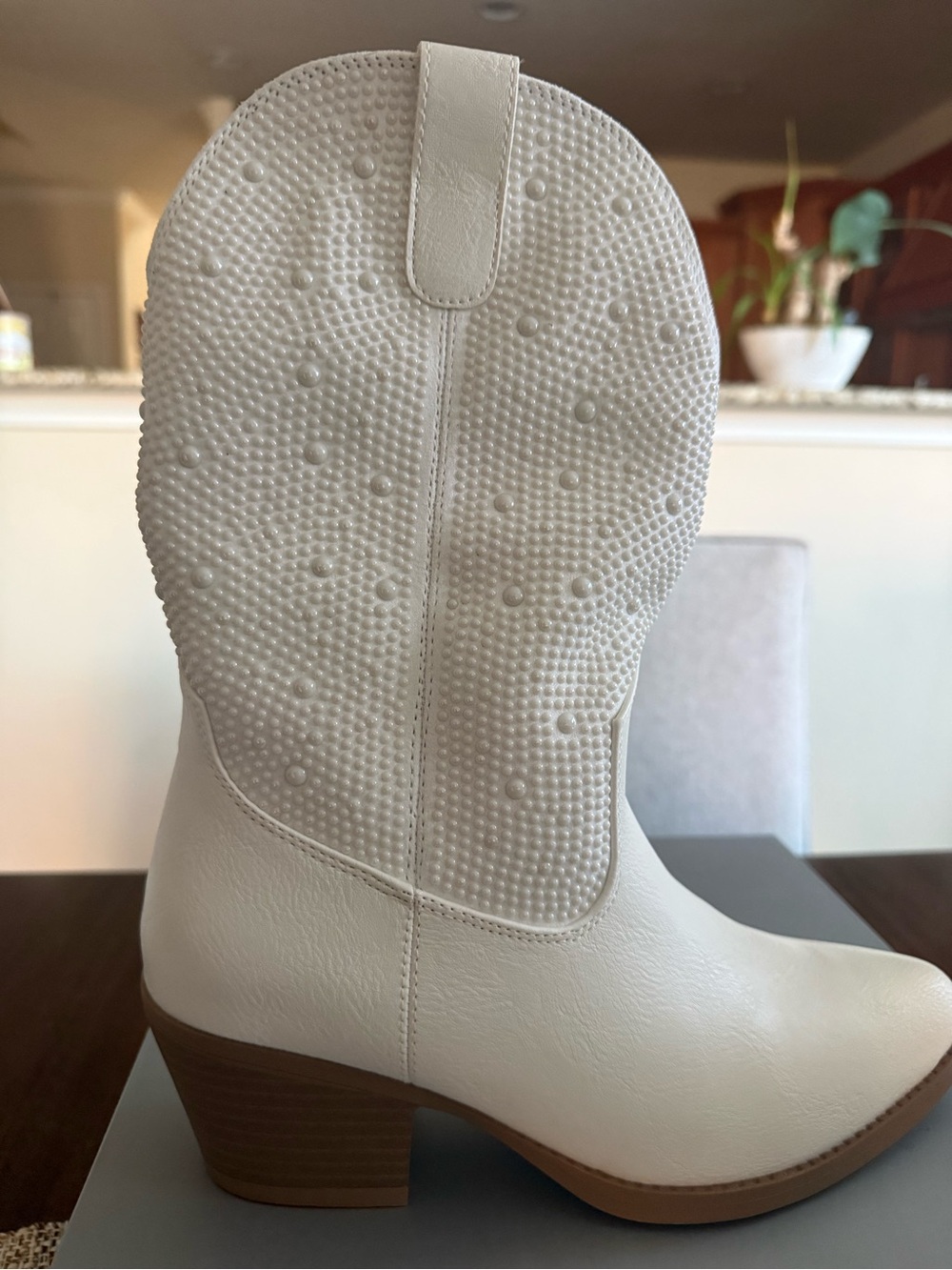 Women's White Western Mid-Calf Boot